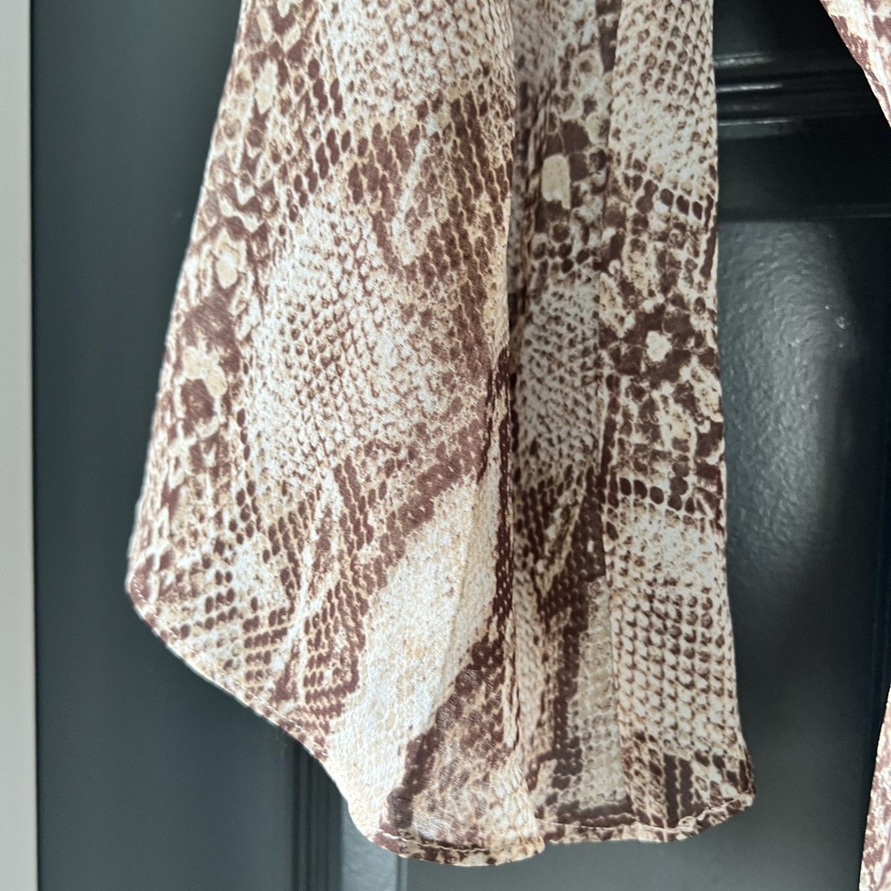 NWT WHBM Studded Python Ruffle Dress - Picture 9 of 12